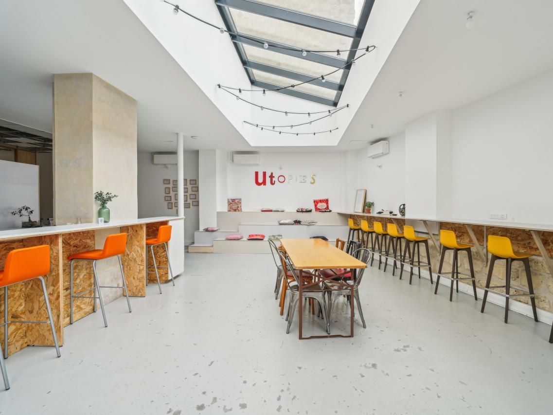 238 m² pour ce bureaux en location à Paris