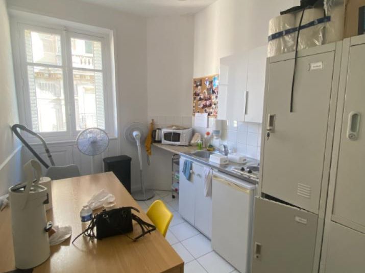 Location Bureaux 93 m² non divisibles 75009 Paris