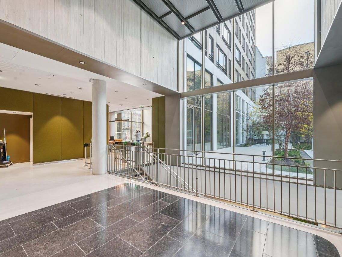 365 m² pour ce bureaux en location à Neuilly-sur-seine