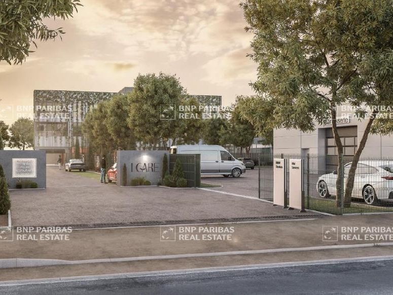 Vente Activité 10400 m² divisibles 69330 Meyzieu
