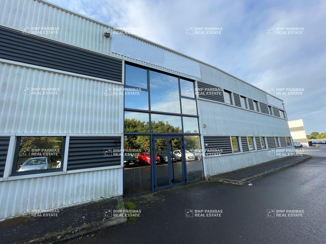 Location Bureaux 470 m² non divisibles 35131 Chartres-de-bretagne