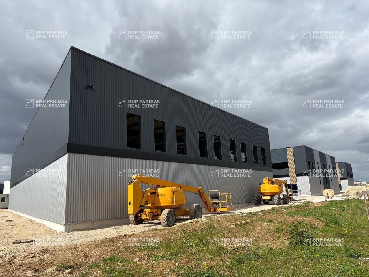 Location Activité 1288 m² non divisibles 21220 Gevrey-chambertin
