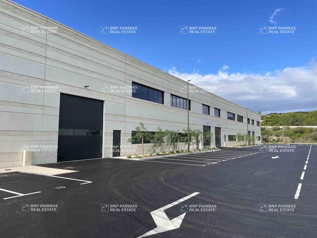 4669.3 m² pour ce activité en location à La ciotat