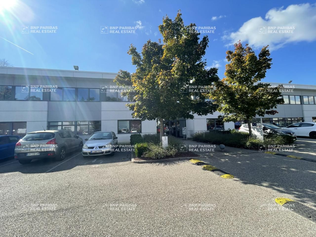 Location Bureaux 434 m² non divisibles 69760 Limonest