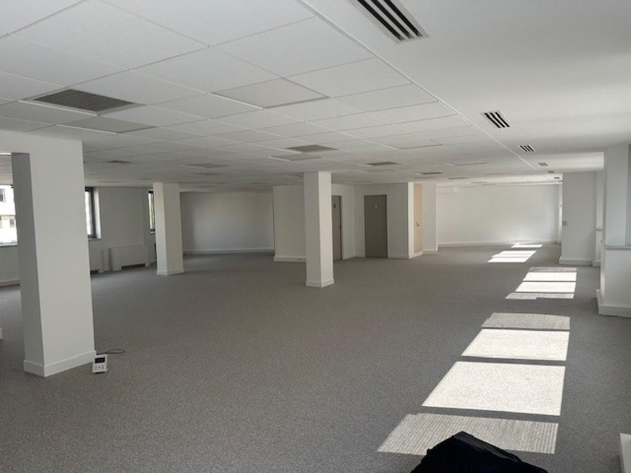 366 m² pour ce bureaux en location à Boulogne billancourt