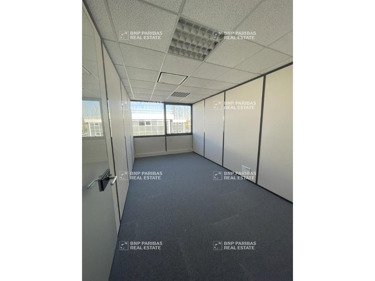 Location Bureaux 735 m² divisibles 33700 Mérignac