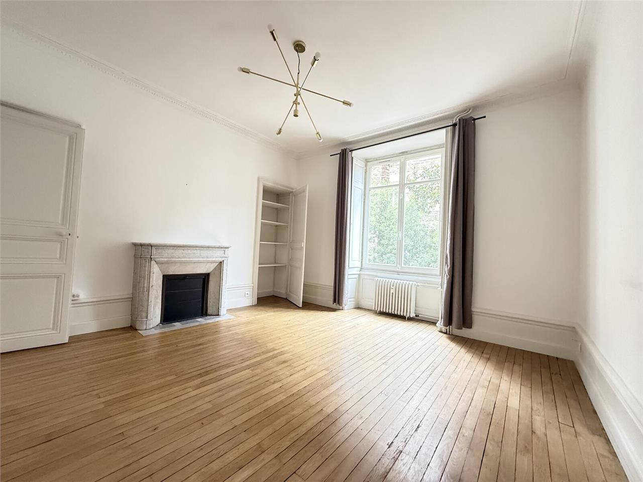 Située au coeur de Nantes, nous vous proposons à 