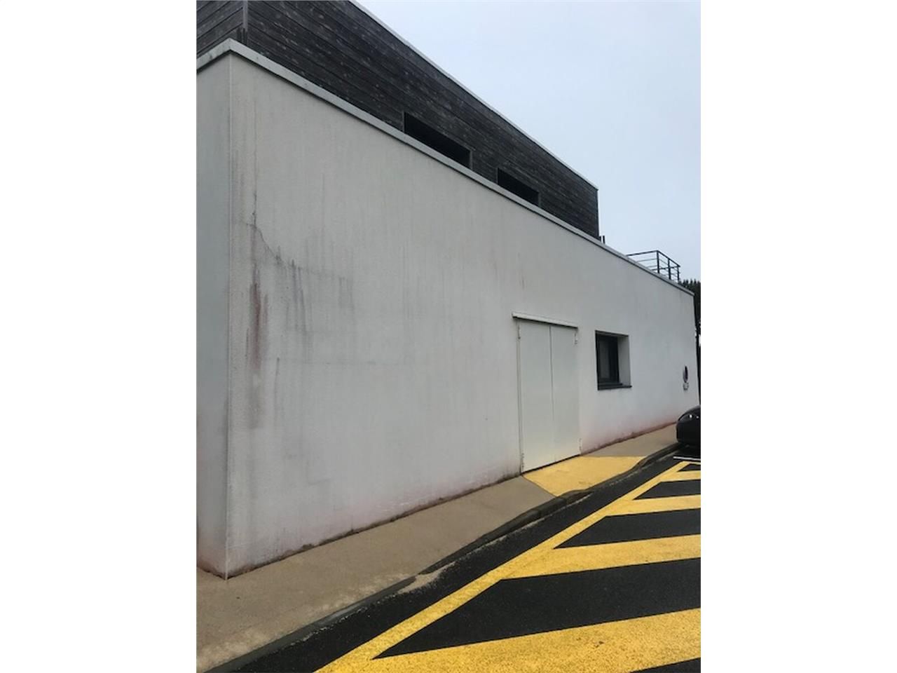 Découvrez cet espace commercial exceptionnel de 1