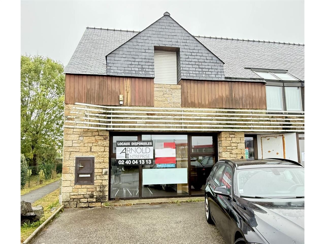 Situé sur la commune d'Arzon, à proximité immédia