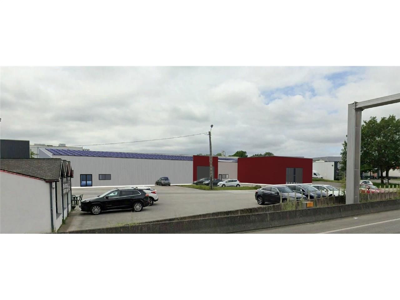 Excellente visibilité sur la RN165. Nous avons le