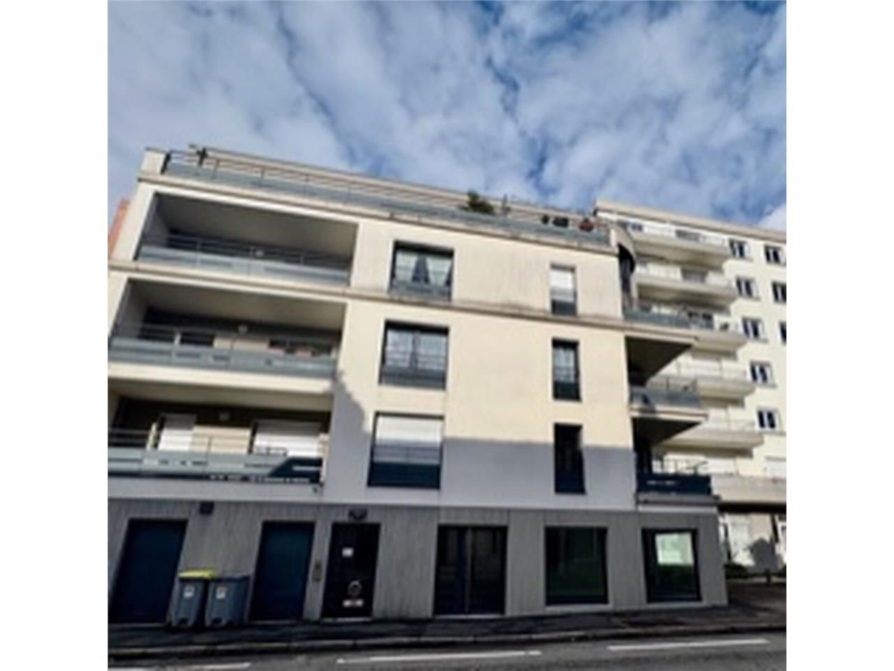 ARNOLD ENTREPRISE propose à la vente un local com