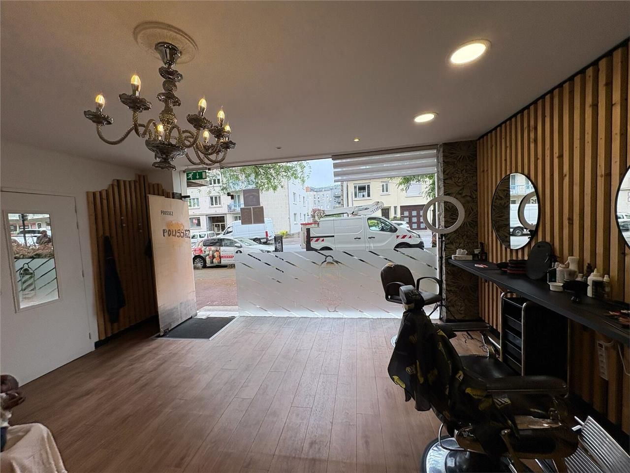 ARNOLD ENTREPRISE propose à la vente des locaux c