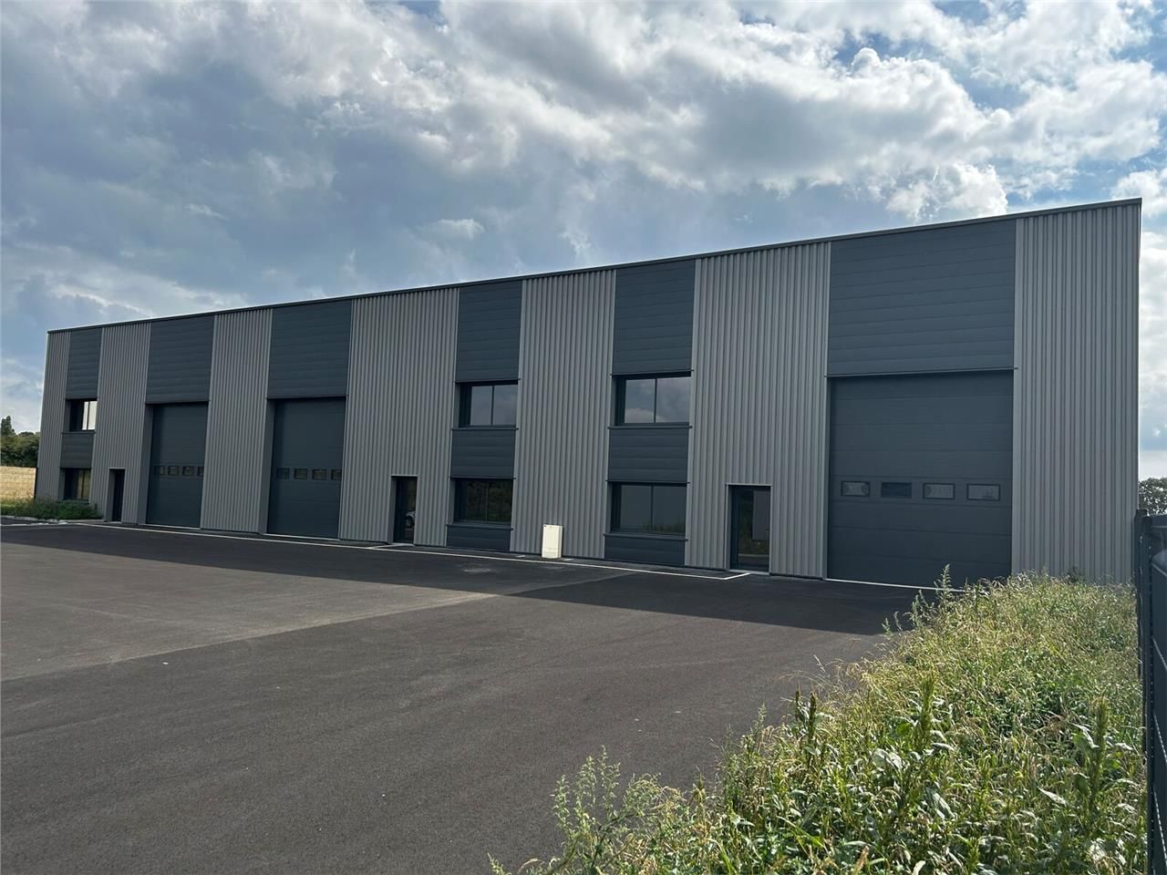 ARNOLD ENTREPRISE propose à la location un espace