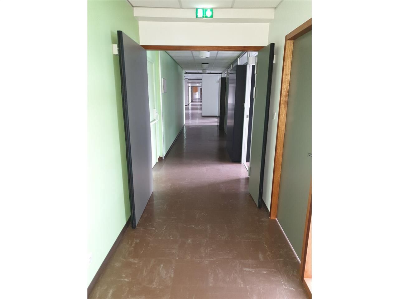 ARNOLD ENTREPRISE propose à la location des burea