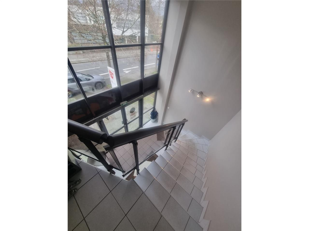 ARNOLD ENTREPRISE propose à la location un espace