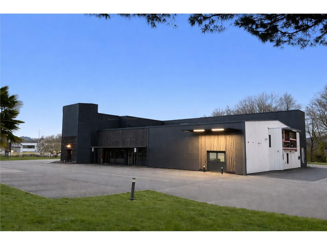 ARNOLD ENTREPRISE propose à LA CHAPELLE SUR ERDRE