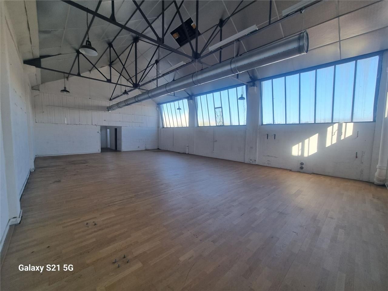 ARNOLD ENTREPRISE propose à la vente un espace de