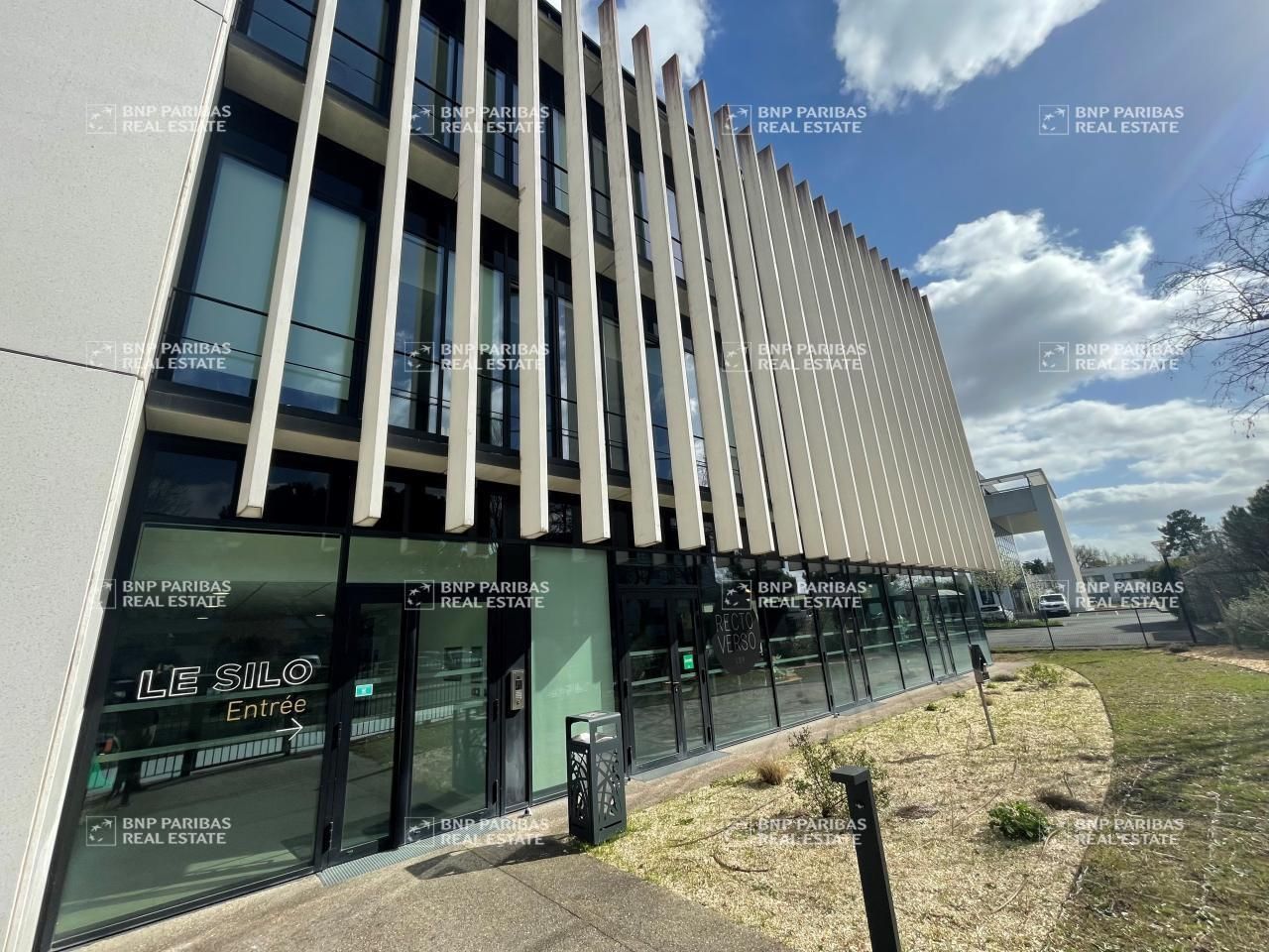 Location Bureaux 273.19 m² non divisibles 33700 Mérignac