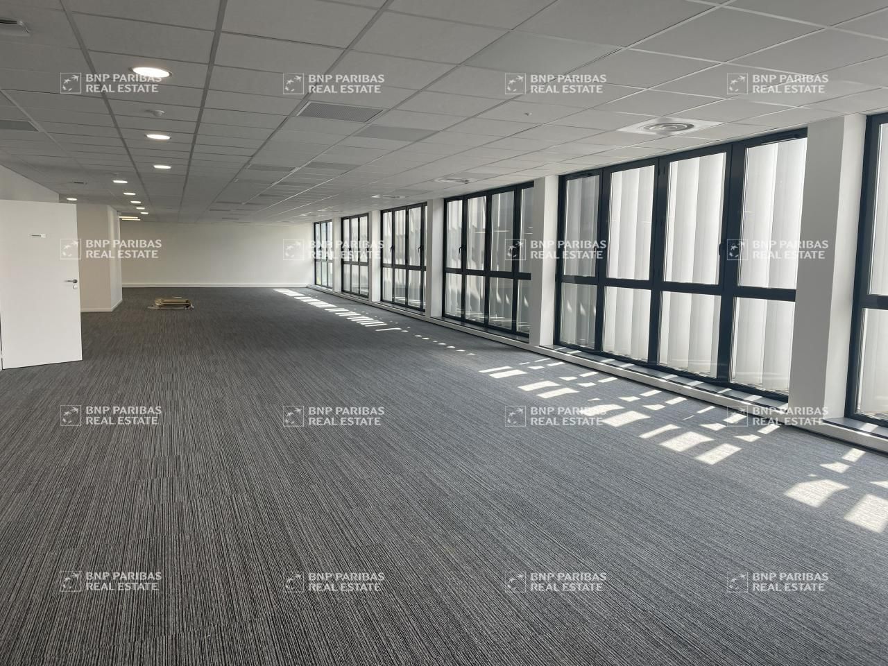 1511 m² pour ce bureaux en location à Rennes