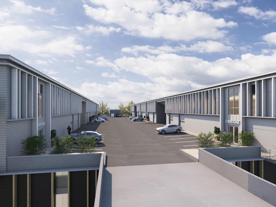 10128 m² pour ce activité en location à Marseille