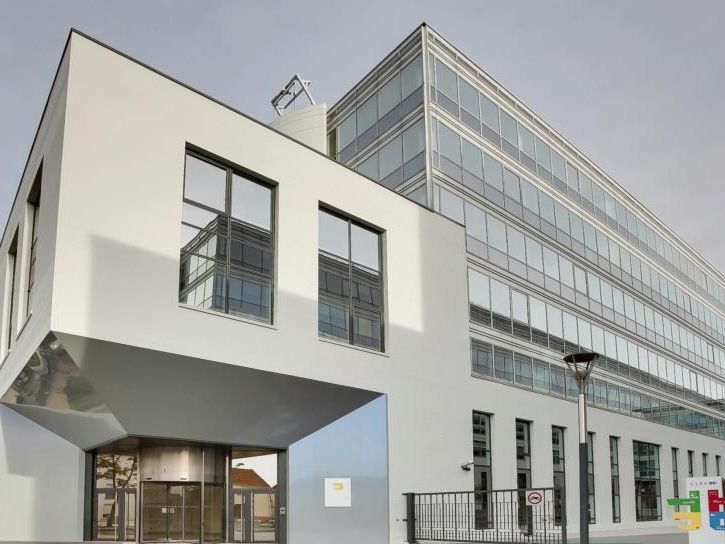 Location Bureaux 18589.9 m² divisibles 92230 Gennevilliers