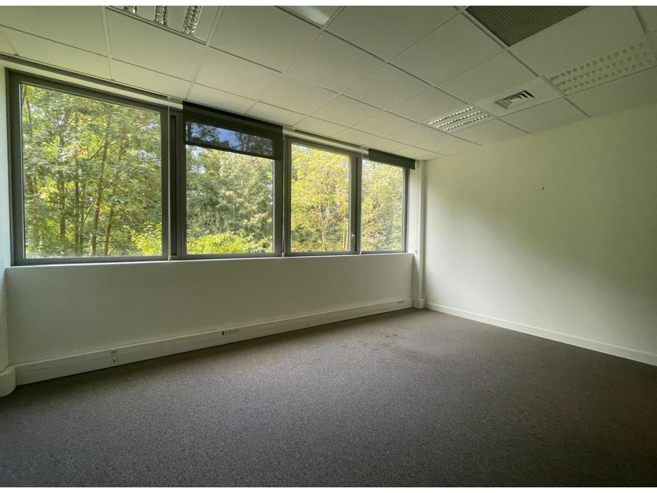 393 m² pour ce bureaux en location à Marcq-en-barœul