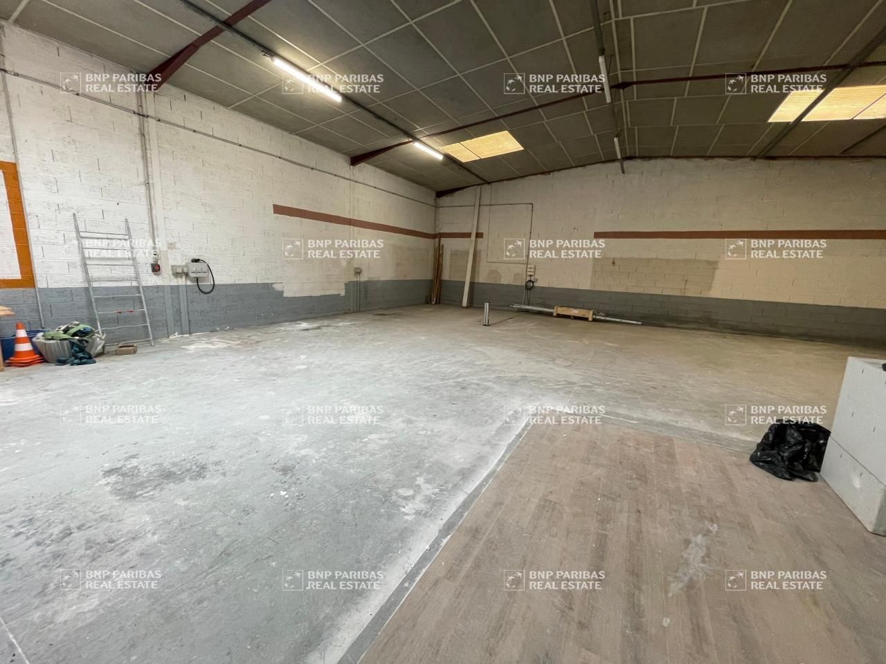 270 m² pour ce activité en location à Cesson-sevigne