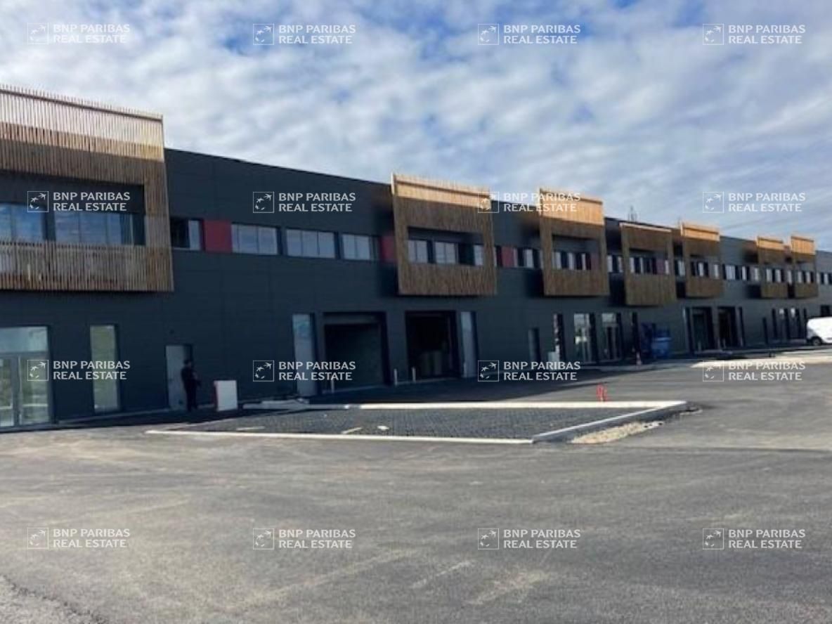 Location PME-PMI 1032 m² divisibles 94000 Créteil