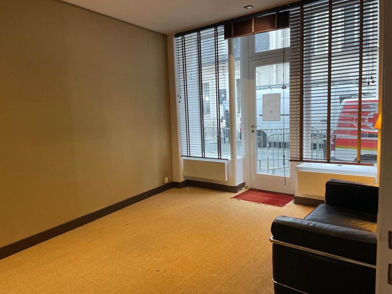 58 m² pour ce local commercial en location à Paris