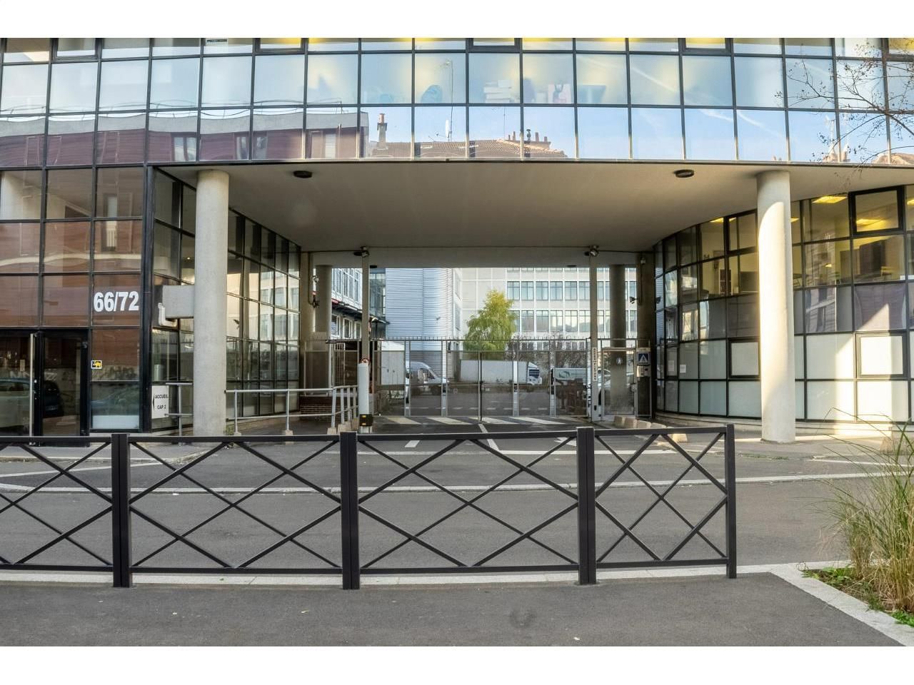 Location Bureaux 216 m² non divisibles 93100 Montreuil