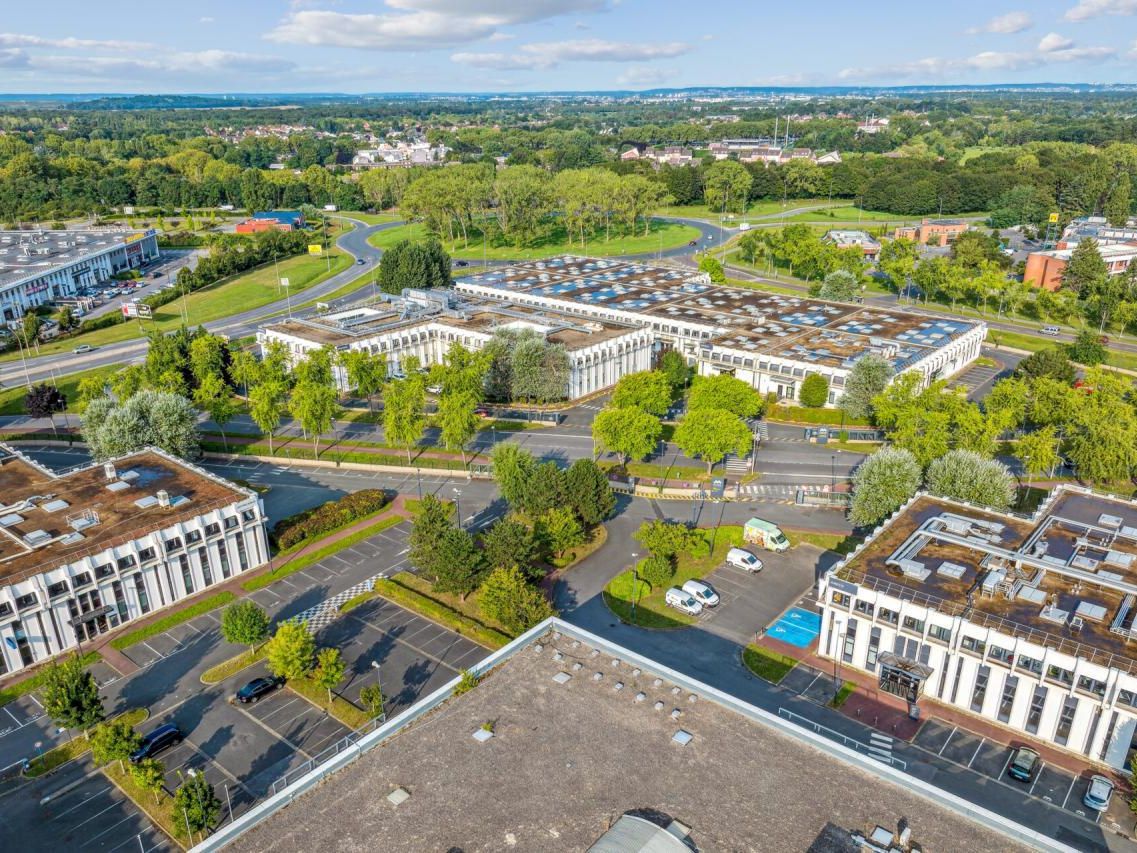4156 m² pour ce pme-pmi en location à Courcouronnes