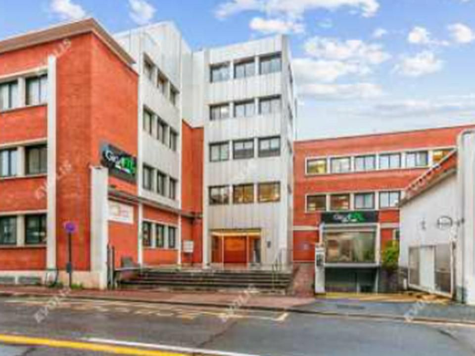 Vente Bureaux 931 m² divisibles 92240 Malakoff