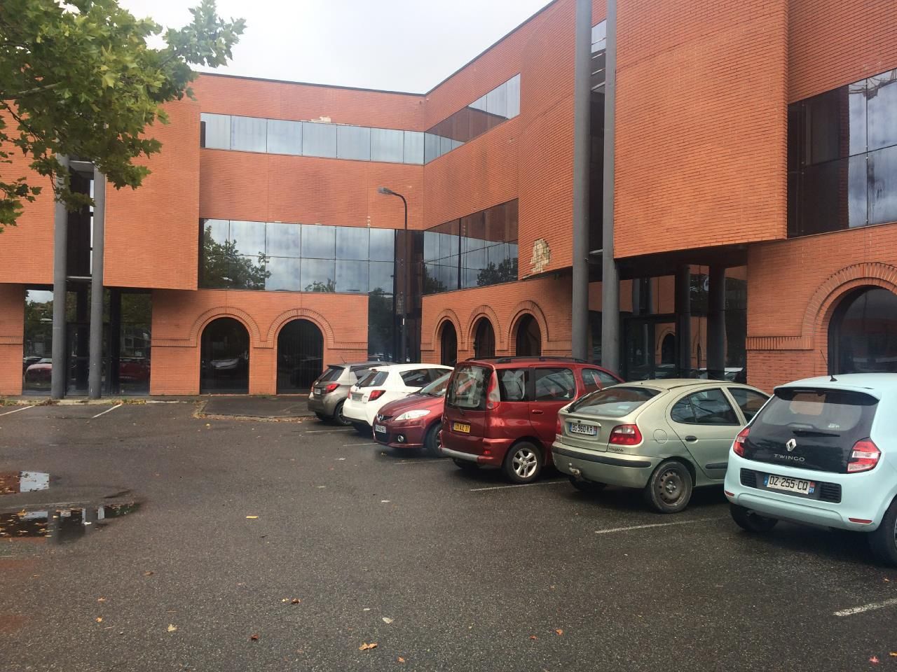 2992 m² pour ce bureaux en location à Colomiers