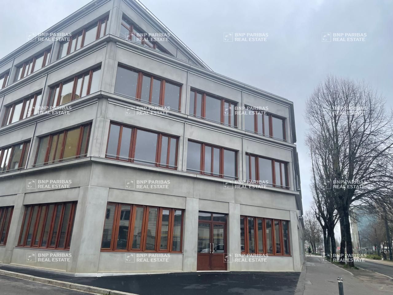 219 m² pour ce local commercial en location à Nantes