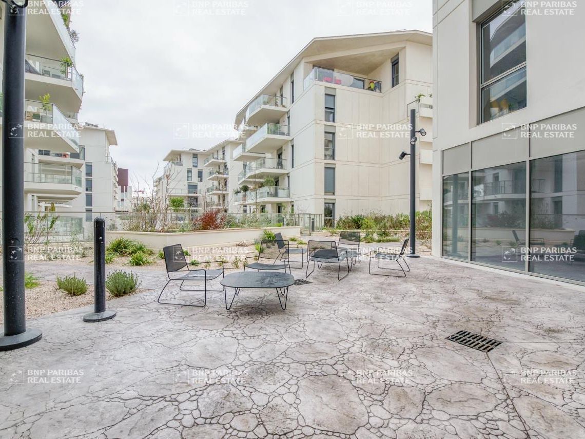 229 m² pour ce bureaux en vente à Castelnau-le-lez