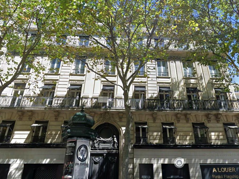 Location Bureaux 821.6 m² divisibles 75008 Paris