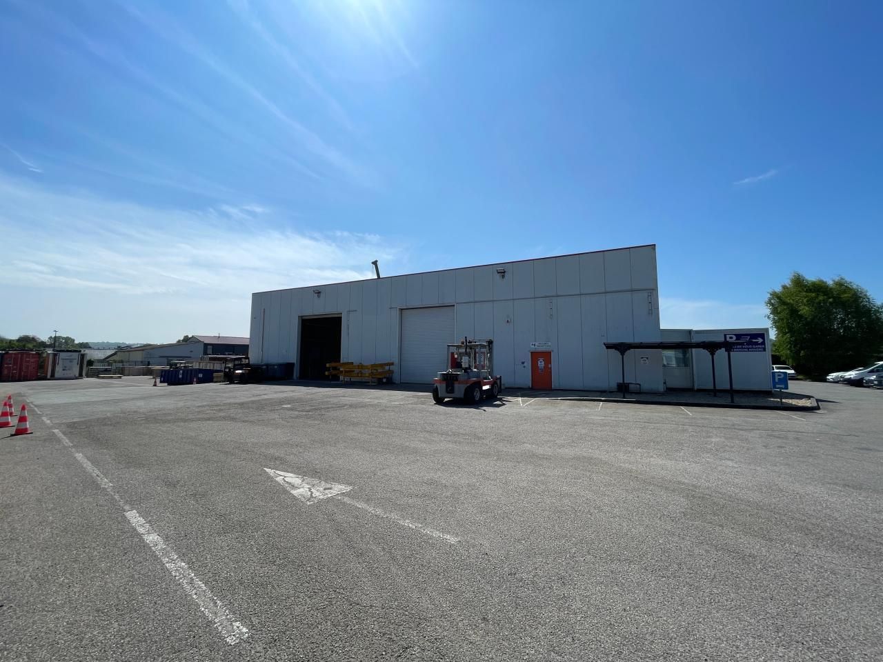 Vente Activité 1744 m² non divisibles 76370 Martin-église