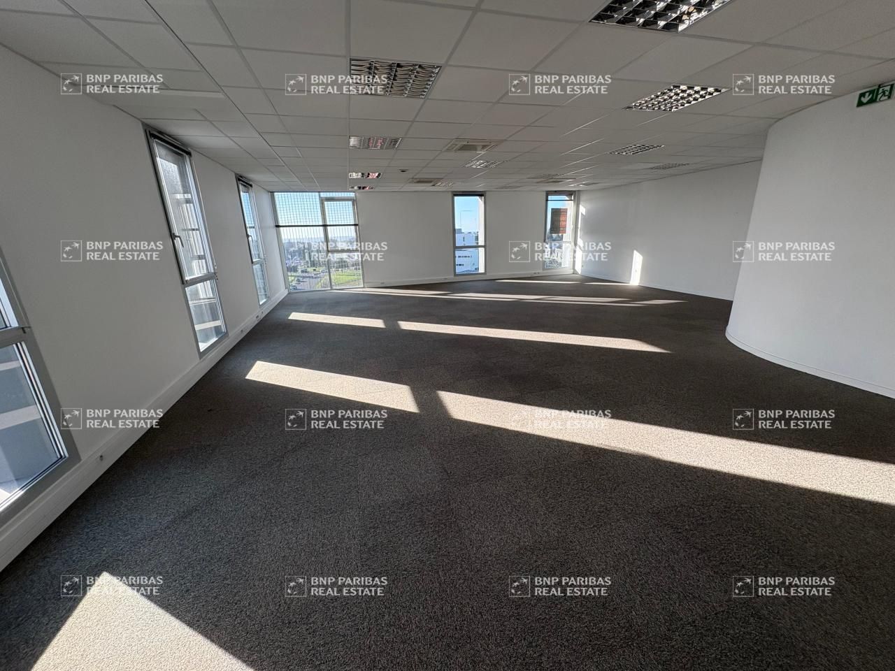 Location Bureaux 203 m² non divisibles 44800 Saint-herblain