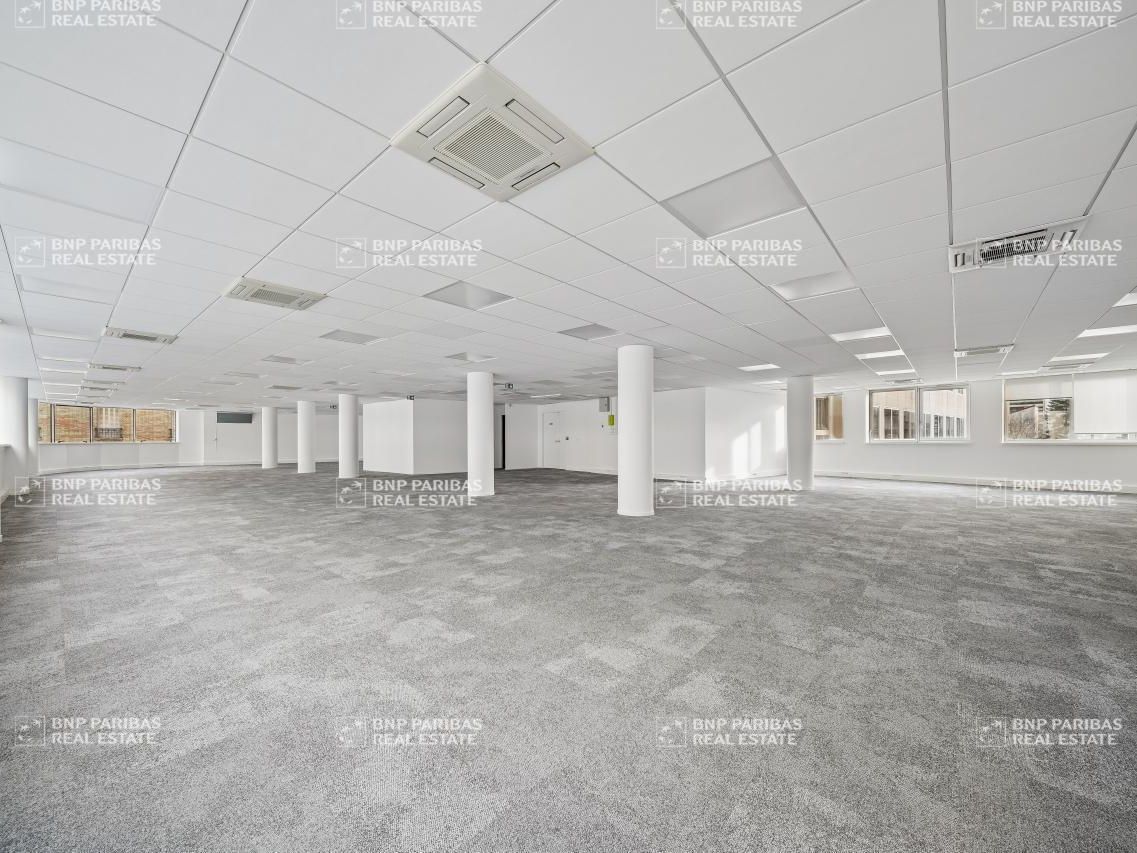 2499.9 m² pour ce bureaux en location à Boulogne-billancourt