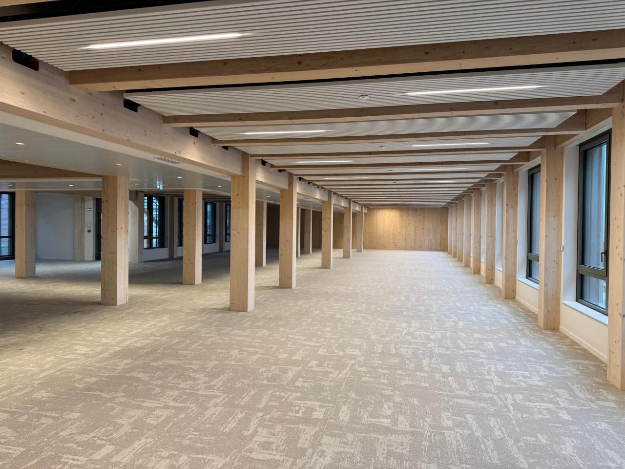 14466.2 m² pour ce bureaux en location à Saint-ouen-sur-seine
