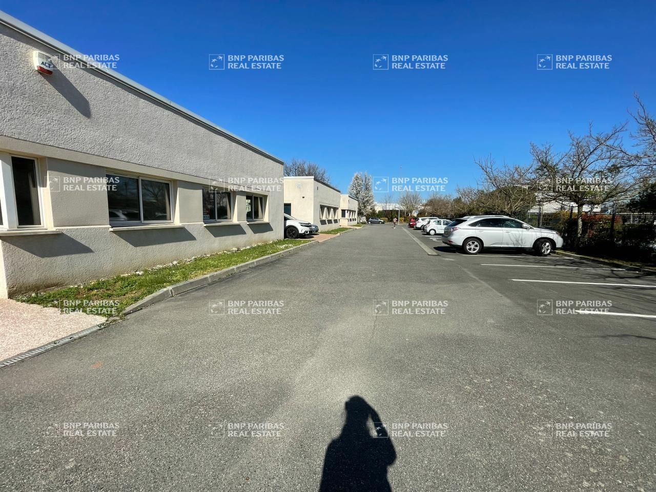 439 m² pour ce bureaux en location à Labège