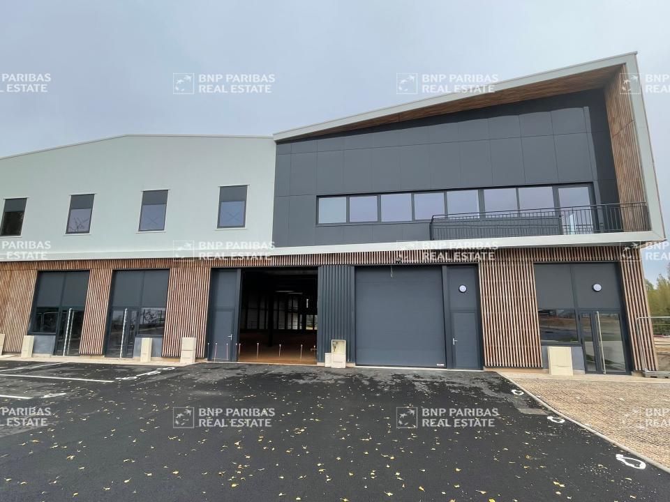 Vente PME-PMI 2107 m² divisibles 78370 Plaisir