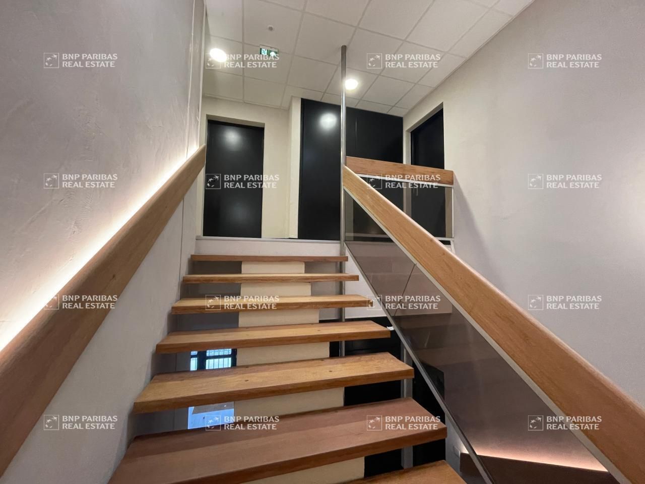 328 m² pour ce bureaux en location à Toulouse