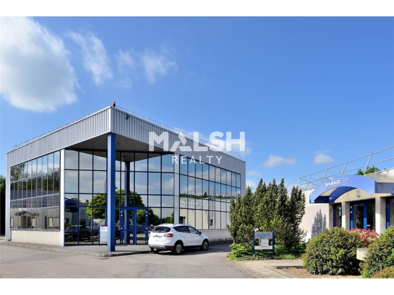 Au sein d'un parc d'activités clos et sécurisé pa