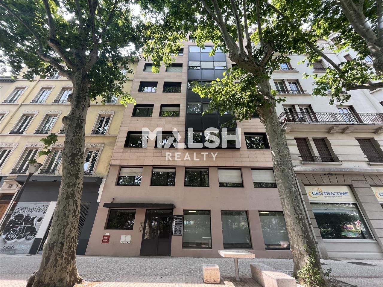 Au coeur de la Part Dieu dans un immeuble de bon 