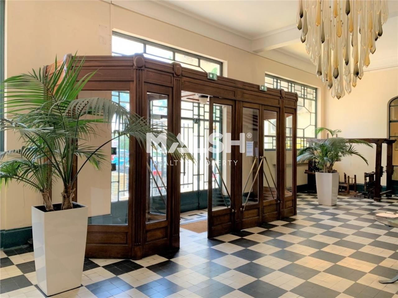 CARRE DE SOIE - VAULX EN VELIN - Plusieurs petite