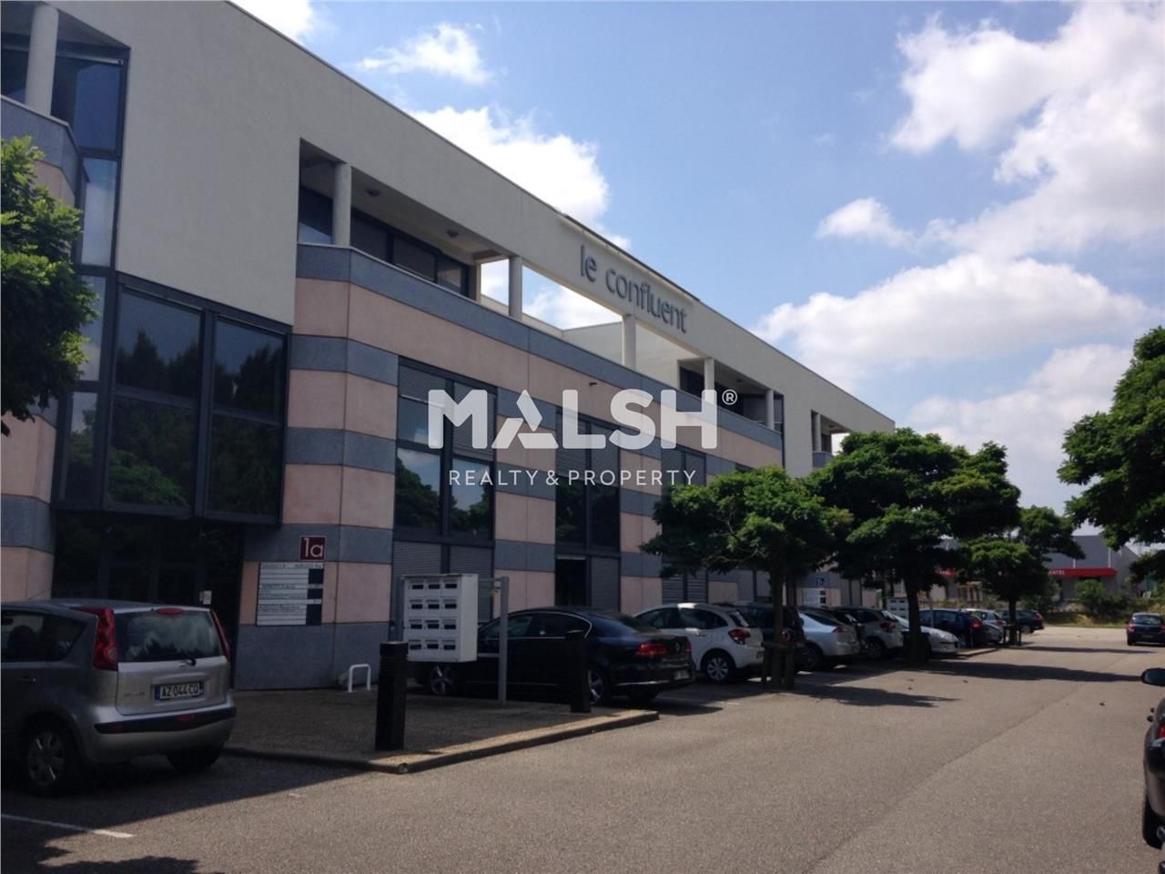 Dans un immeuble de bon standing, nous vous propo