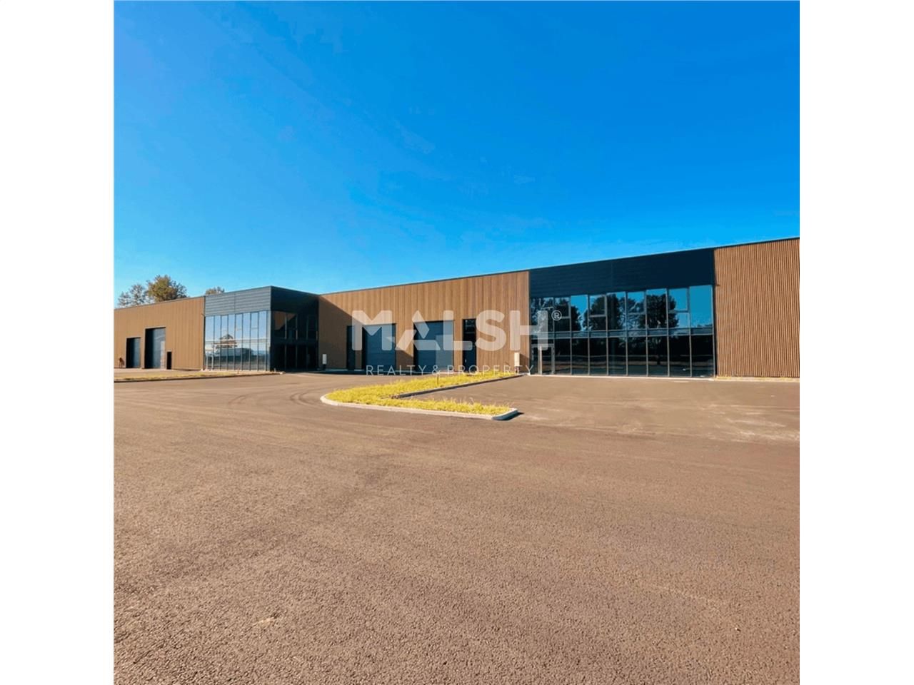 VISIBILITE EXCEPTIONNELLE en bordure immédiate de