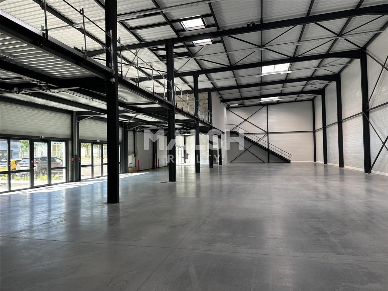 Au sein d'un nouveau parc d'activités clos et séc