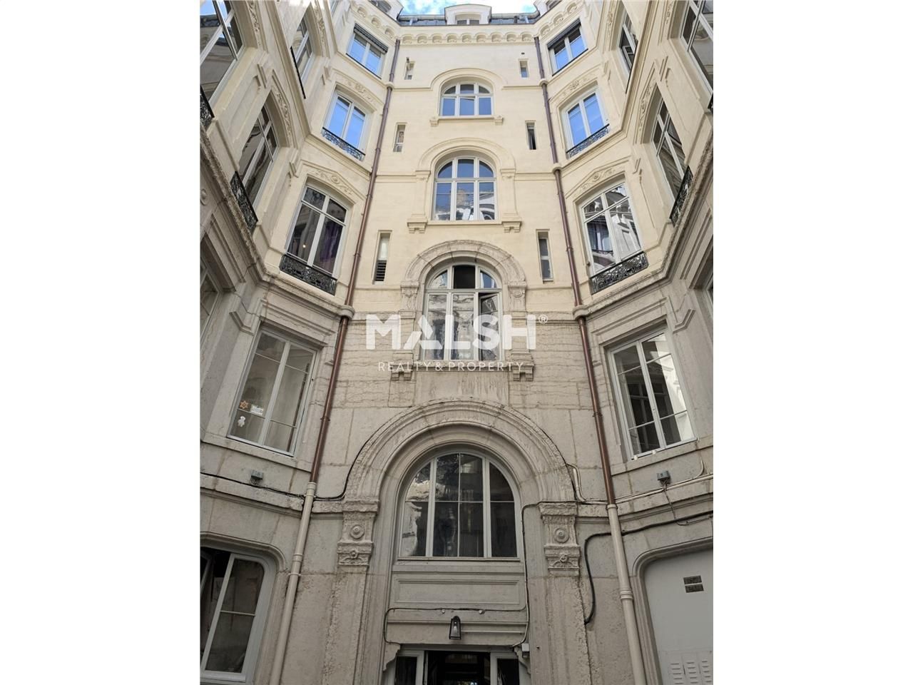 Nous vous proposons à la vente ou à la location, 